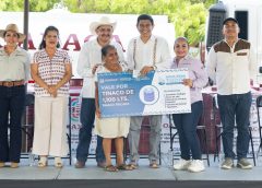 Con entrega de tinacos, Gobierno de Oaxaca garantiza el acceso al agua en San Pedro Pochutla