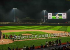Atestiguan Salomón Jara e Irma Bolaños la inauguración del estadio de Beisbol Yu´Va, nueva casa de los Guerreros de Oaxaca