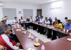 Avanza diálogo entre Semovi y representantes de taxistas