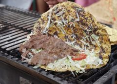 Reconoce Salomón Jara a cocineras tradicionales por impulso de Oaxaca con “Feria de la Tlayuda” en su 13° edición