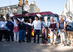 Ponen en marcha cuatro unidades eléctricas del BinniBus en el Centro Histórico de Oaxaca
