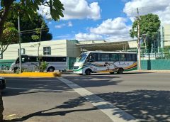 Detienen tres unidades de transporte urbano por no contar con verificación vehicular