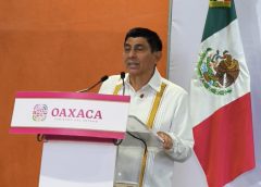 Renuncian cuatro en el gabinete del gobierno de Oaxaca, buscan participar en el proceso electoral